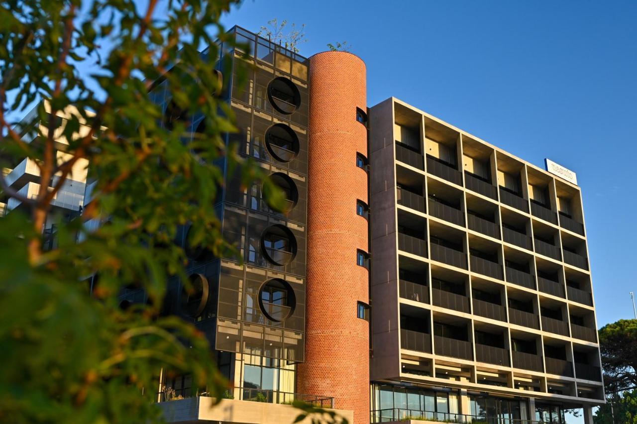 Nesuto Curtin Perth Hotel Exteriör bild